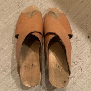 Women's No.6 Tan Clog